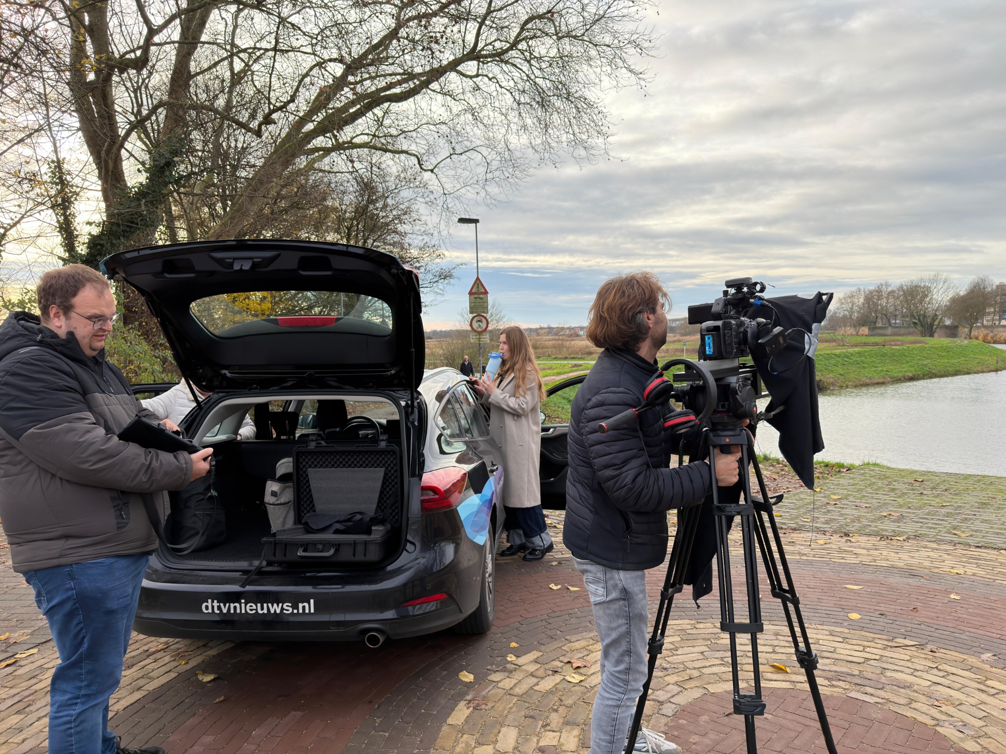 Dtv-makers verzorgen een productie op locatie